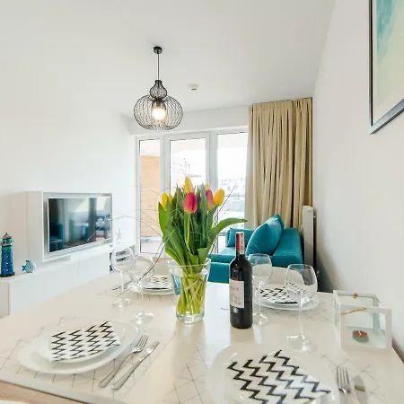 Apartament Polanki Park Azul 公寓 *