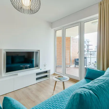 Apartament Polanki Park Azul * 科沃布热格